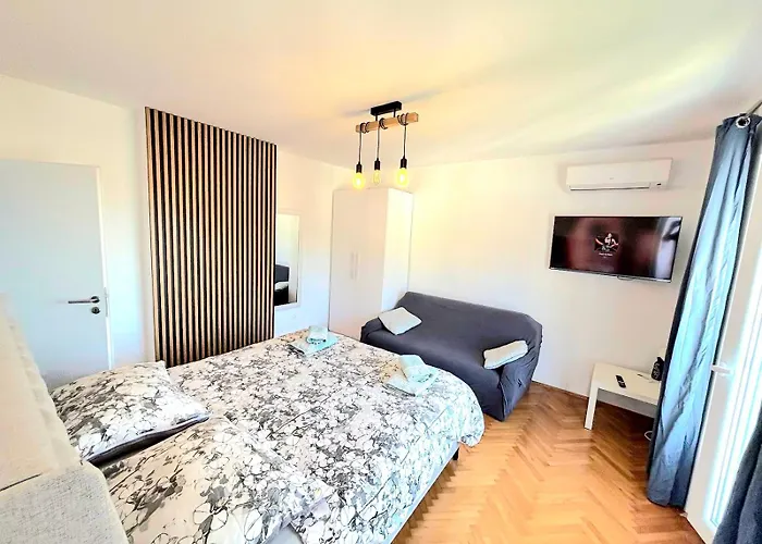 Kala Sea View 150m From And 250 M From Old Town بوريتش